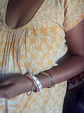 Snapshot of Hot-anjale chatting on March 12, 5:13 am Hot-anjale online show from March 12, 5:13 am