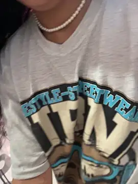 Dulce  Boyd online show from January 8, 1:24 pm