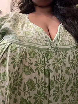 Snapshot of sinnerlady chatting on November 4, 1:27 am sinnerlady online show from November 4, 1:27 am