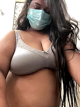 Snapshot of sinnerlady chatting on November 7, 2:33 am sinnerlady online show from November 7, 2:33 am