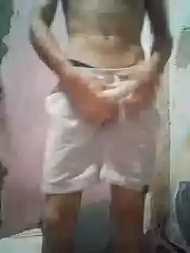 Snapshot of shuelldin chatting on February 13, 8:48 am shuelldin online show from February 13, 8:48 am