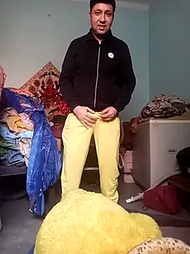 Snapshot of innocentboy1987 chatting on November 20, 6:13 am innocentboy1987 online show from November 20, 6:13 am