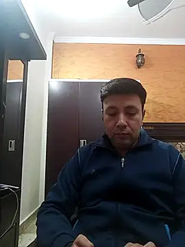 Snapshot of innocentboy1987 chatting on December 1, 9:47 am innocentboy1987 online show from December 1, 9:47 am