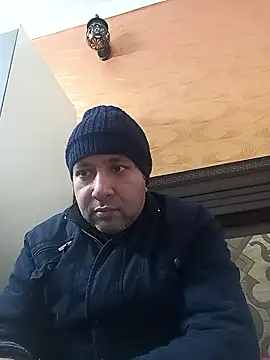 innocentboy1987 online show from January 15, 5:34 am