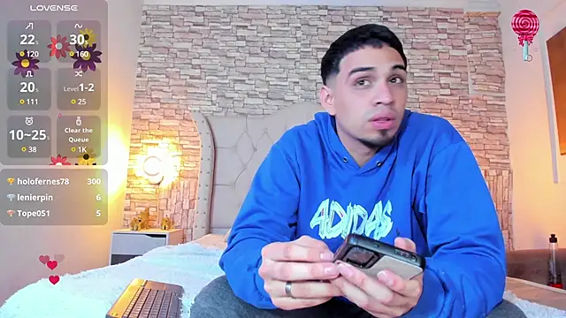 Snapshot of Miagael_Pervert chatting on February 9, 6:58 pm Miagael Pervert online show from February 9, 6:58 pm