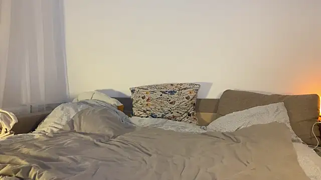 Sabrinaanddaniel online show from February 21, 12:16 am