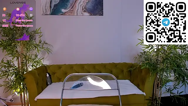 miiss  lulu online show from April 29, 12:59 am