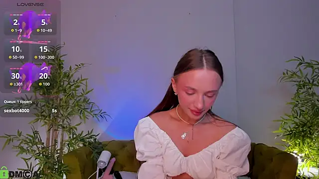 miiss  lulu online show from June 11, 2:53 am