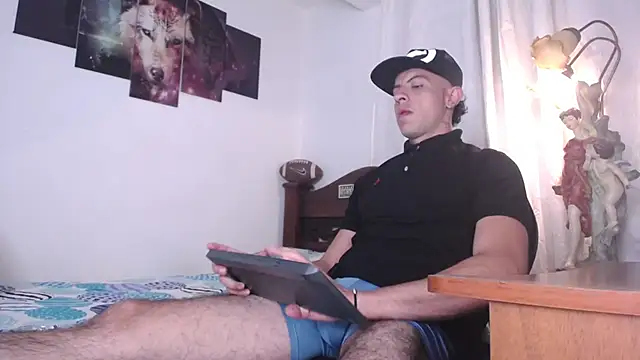 Snapshot of Bull_Xvi chatting on November 23, 2:11 am Bull Xvi online show from November 23, 2:11 am