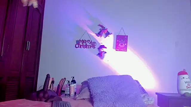 alejandra-cortes online show from December 17, 11:05 am