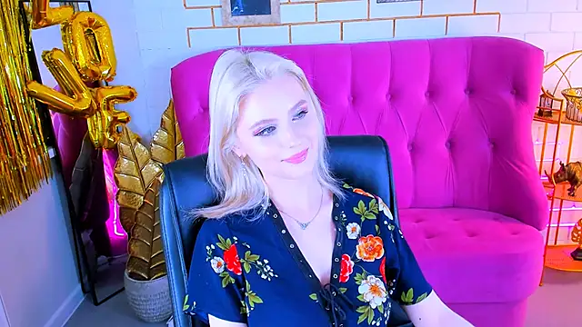 Snapshot of LeonaStane chatting on March 14, 11:11 pm LeonaStane online show from March 14, 11:11 pm