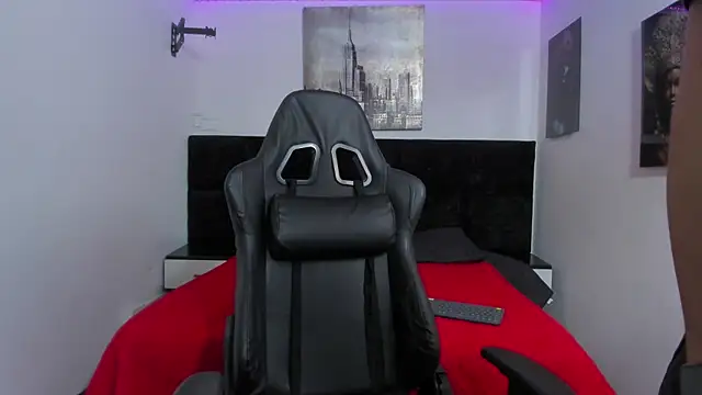 Aiiden 15 online show from September 19, 12:17 pm