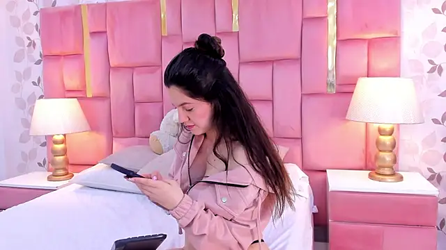 ArianaFranco online show from December 17, 5:19 pm