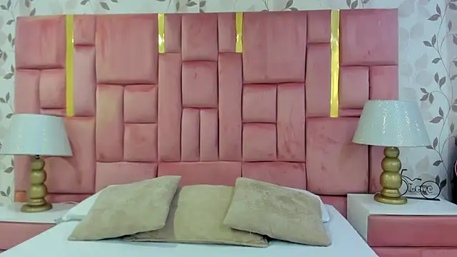 ArianaFranco online show from March 9, 1:37 pm