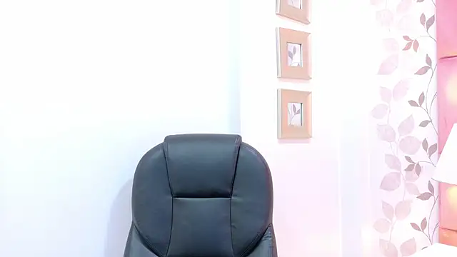 ArianaFranco online show from May 1, 1:16 pm