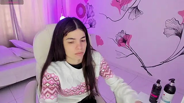 Isabela Fiorelli online show from January 15, 1:16 pm