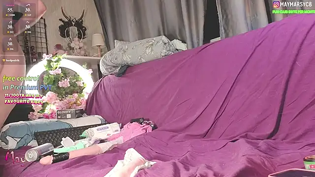Snapshot of may_marsy chatting on June 20, 9:28 pm may marsy online show from June 20, 9:28 pm