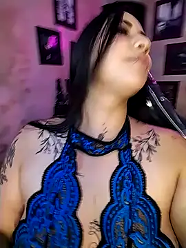 cherryy bombshelll online show from November 12, 7:24 pm