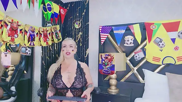 SophieWinsloow online show from June 25, 12:20 pm