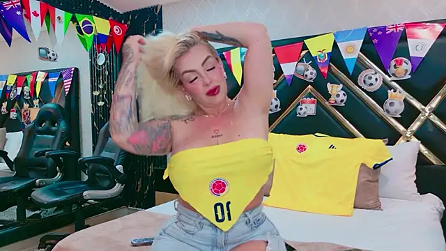 SophieWinsloow online show from July 7, 12:20 pm
