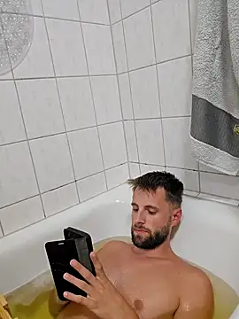 Snapshot of ademandjulia chatting on September 22, 6:21 pm ademandjulia online show from September 22, 6:21 pm