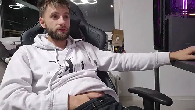 Snapshot of ademandjulia chatting on October 2, 9:22 pm ademandjulia online show from October 2, 9:22 pm