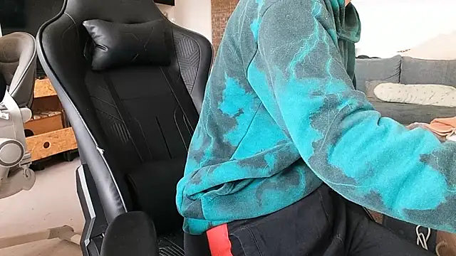 Snapshot of ademandjulia chatting on February 21, 9:32 am ademandjulia online show from February 21, 9:32 am