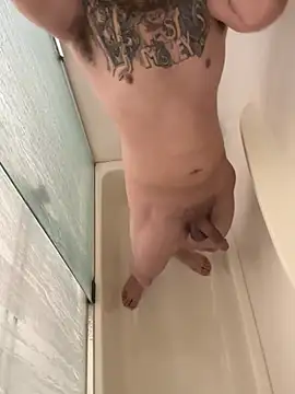 bigdickbigdaddy7373 online show from March 5, 9:33 pm