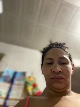Snapshot of Carola-Ross chatting on July 5, 12:23 pm Carola-Ross online show from July 5, 12:23 pm