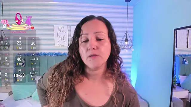 abby apple online show from December 4, 1:31 pm