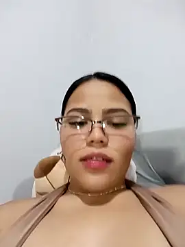 anahi evans19 online show from December 19, 8:16 pm