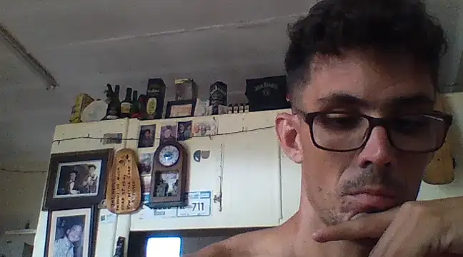 Invisibledickman online show from February 9, 8:54 am