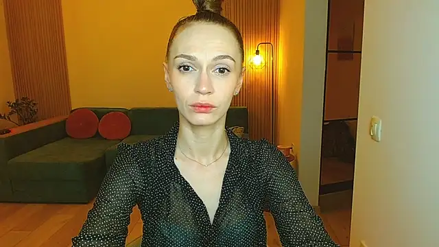 Lady Sunshine  online show from December 1, 7:35 am