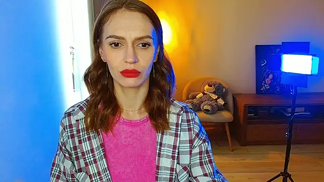 Lady Sunshine  online show from February 20, 7:32 am