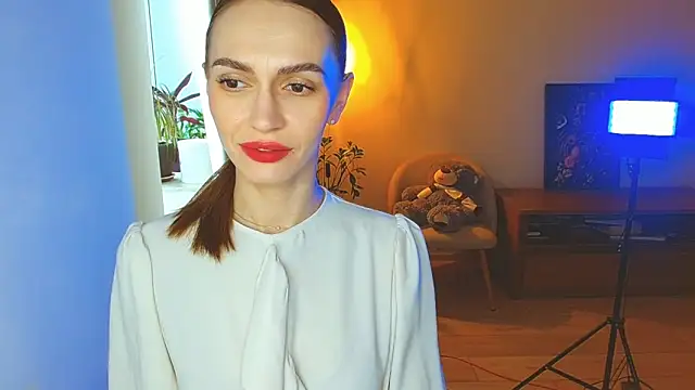 Lady Sunshine  online show from February 22, 8:13 am