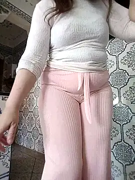 Snapshot of nouhaty chatting on February 14, 10:07 am nouhaty online show from February 14, 10:07 am