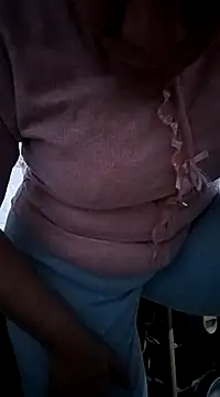 Snapshot of nouhaty chatting on February 24, 7:41 pm nouhaty online show from February 24, 7:41 pm