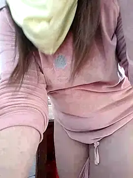 Snapshot of nouhaty chatting on March 1, 12:12 pm nouhaty online show from March 1, 12:12 pm