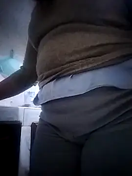 Snapshot of nouhaty chatting on March 2, 9:32 pm nouhaty online show from March 2, 9:32 pm