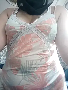 Snapshot of nouhaty chatting on September 23, 8:28 am nouhaty online show from September 23, 8:28 am