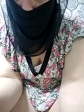 Snapshot of nouhaty chatting on October 15, 6:02 am nouhaty online show from October 15, 6:02 am