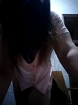 Snapshot of nouhaty chatting on October 25, 5:26 am nouhaty online show from October 25, 5:26 am