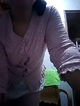 Snapshot of nouhaty chatting on October 27, 5:55 am nouhaty online show from October 27, 5:55 am