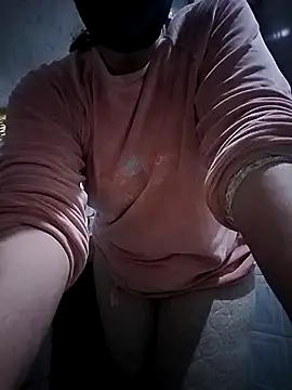 Snapshot of nouhaty chatting on December 2, 6:52 am nouhaty online show from December 2, 6:52 am