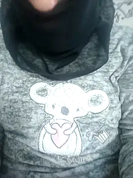 Snapshot of nouhaty chatting on December 5, 7:39 am nouhaty online show from December 5, 7:39 am