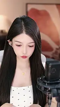 vv-77 online show from November 18, 4:44 pm