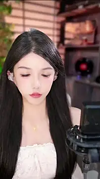 vv-77 online show from December 5, 6:15 pm