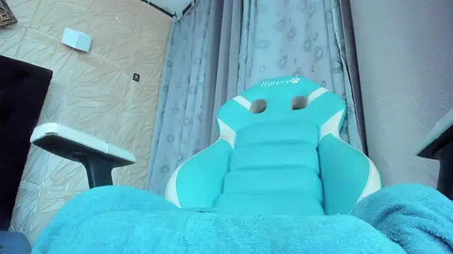 ChanelleJohnson  online show from November 15, 6:59 pm