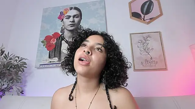 Dhalila  online show from March 1, 7:51 am