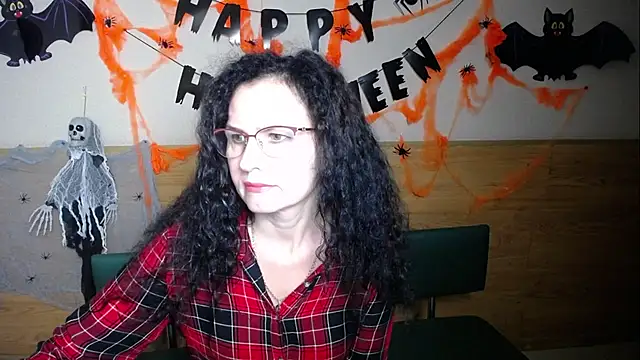 Miroslava Happi online show from October 30, 6:15 am